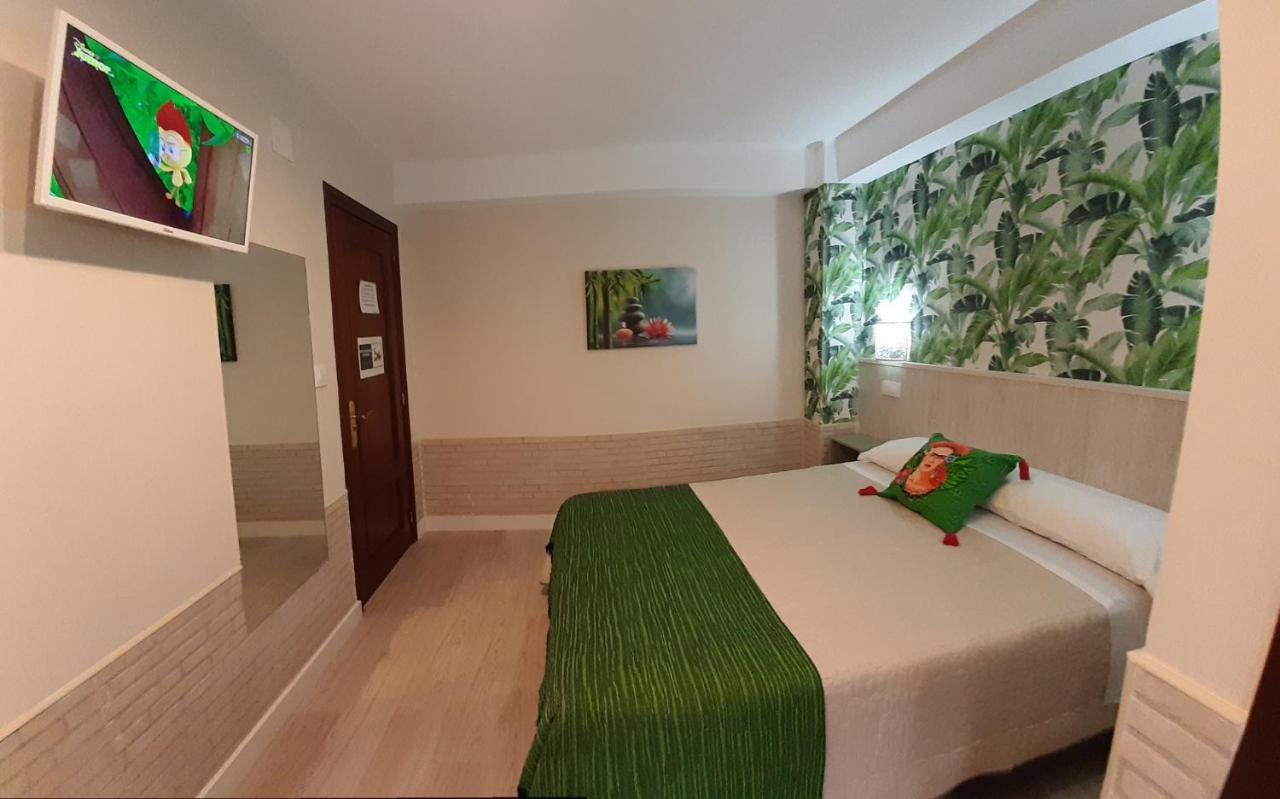Hostal Verdemar Gijon Exterior photo